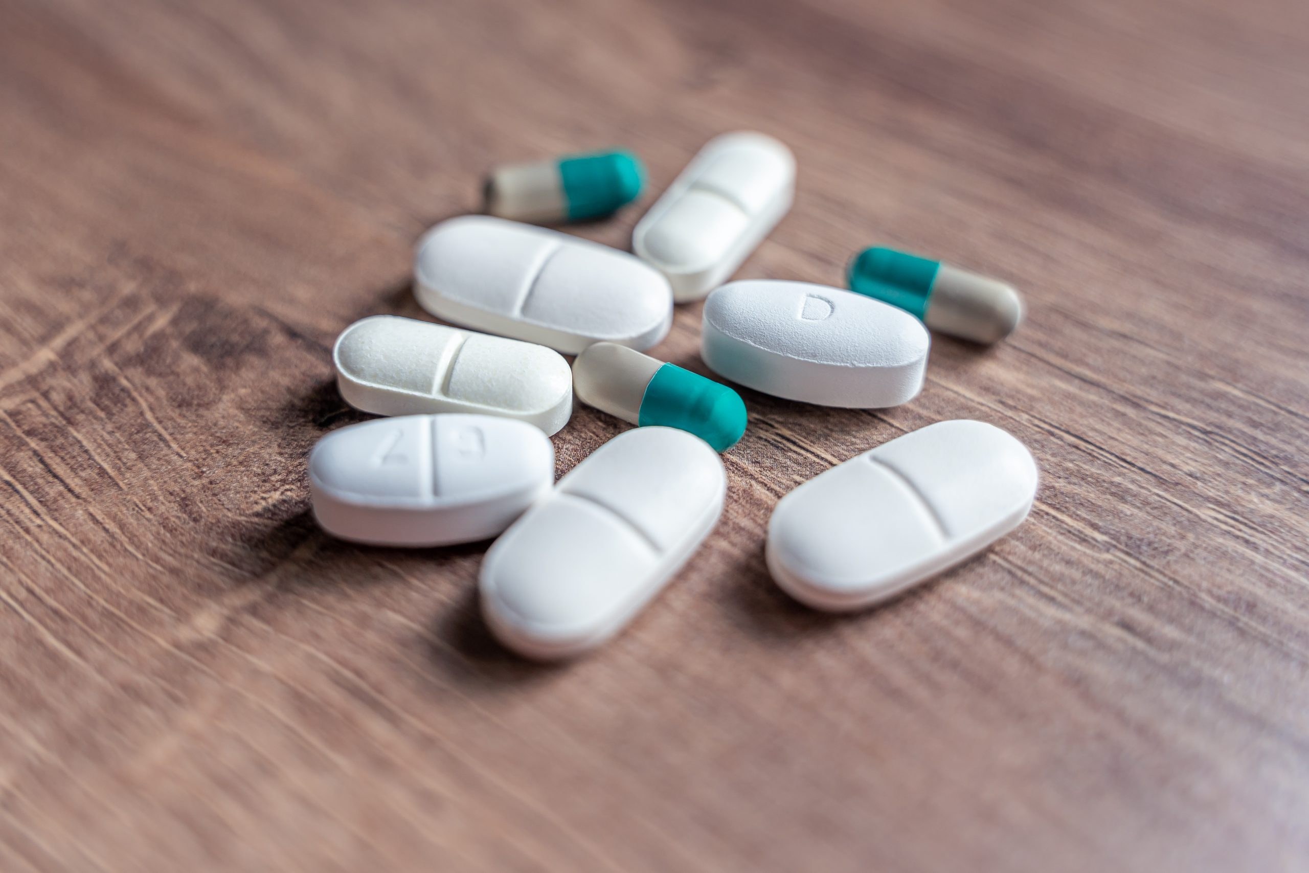 Verschil tussen amoxicilline en azitromycine